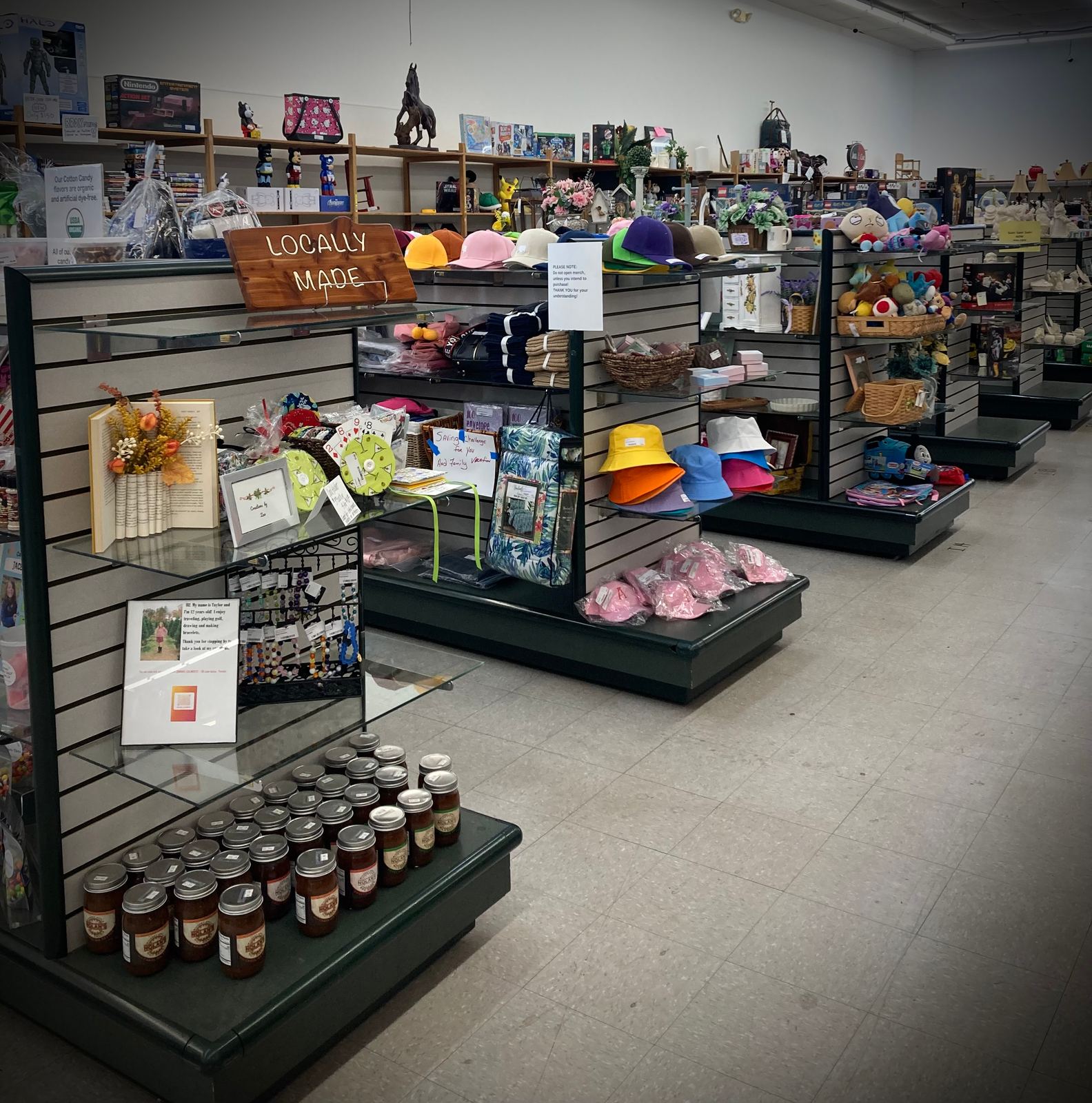 Inside The Marketplace, photo 9
